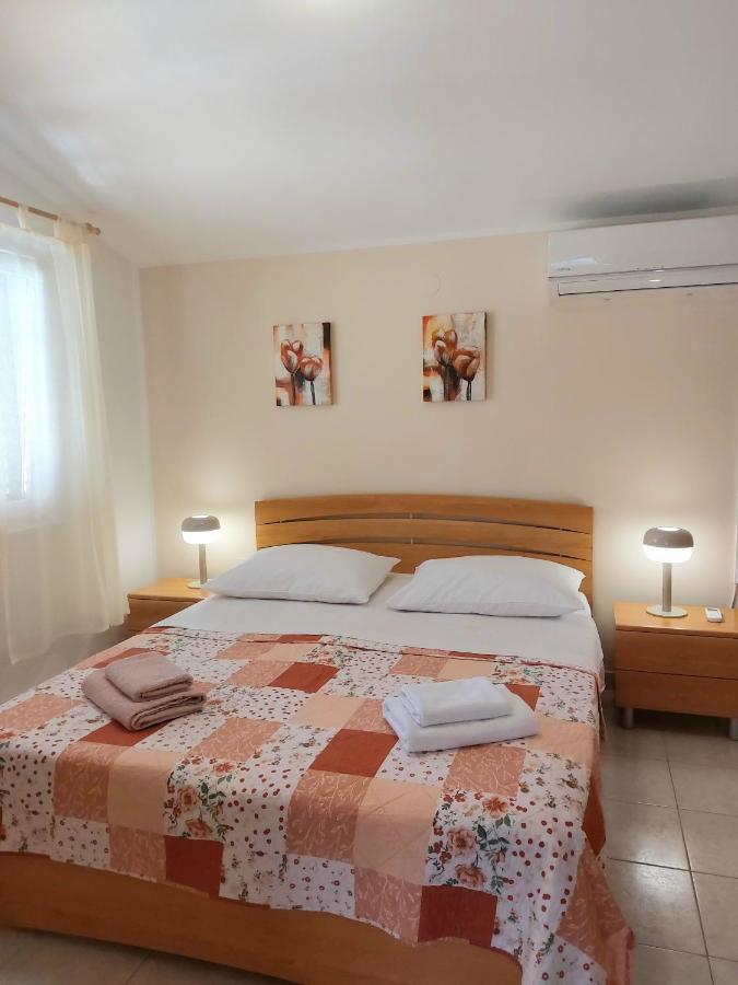 Apartment Kiwi Rabac Ngoại thất bức ảnh