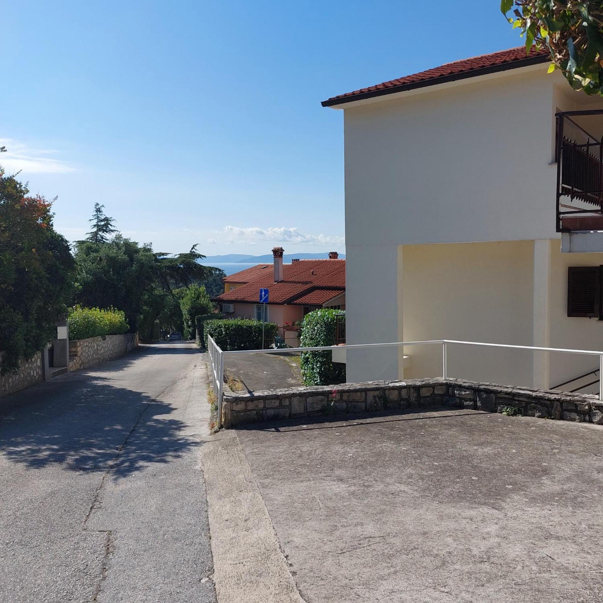 Apartment Kiwi Rabac Ngoại thất bức ảnh